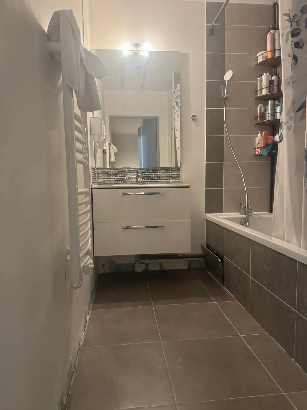 Salle de bain avant rénovation